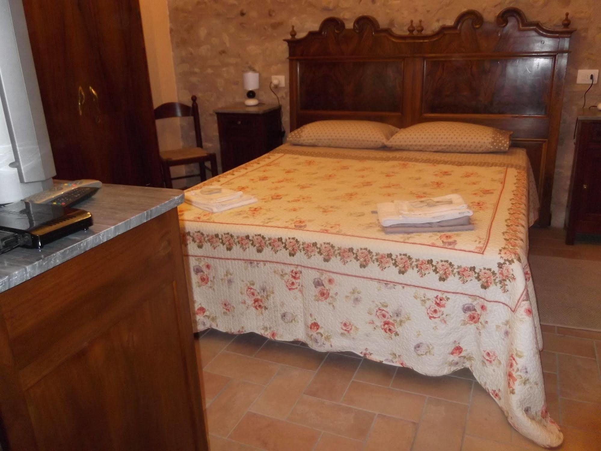 A Casa Di Mi Appartamenti Vacanza Montefalco Zewnętrze zdjęcie